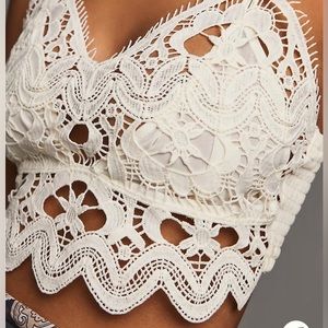 2 pcs for the price of 1 ❤️ Lace Bra Top